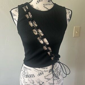 NWT Princess Polly Black Cropped Rib Knit Top with Lace Front Detailing Size 2